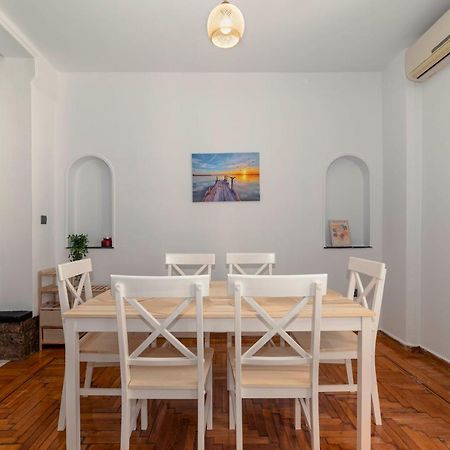Spacious 2Bd Apartment Next To Athens Archeological Museum Exteriér fotografie