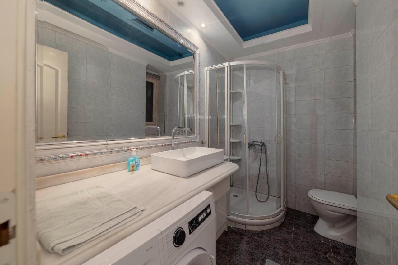 Spacious 2Bd Apartment Next To Athens Archeological Museum Exteriér fotografie