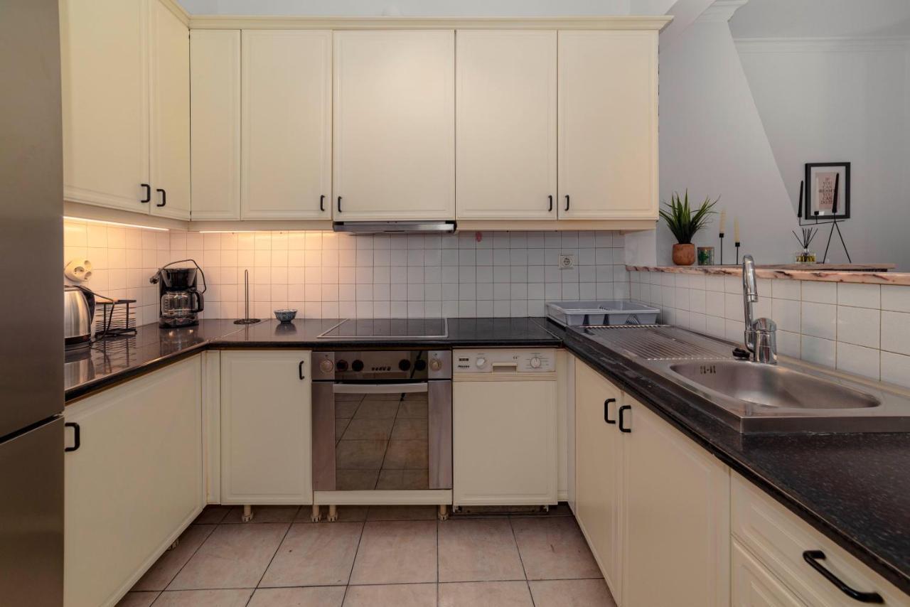 Spacious 2Bd Apartment Next To Athens Archeological Museum Exteriér fotografie